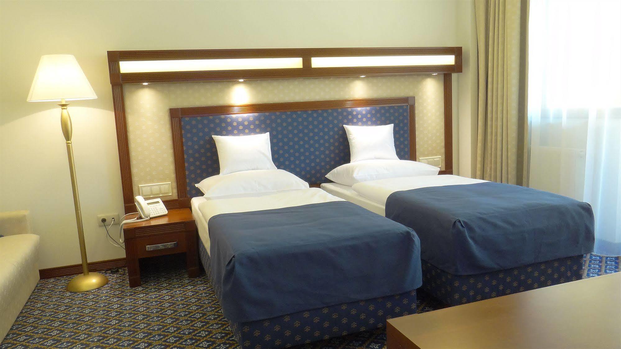 Centrum Hotel 3*